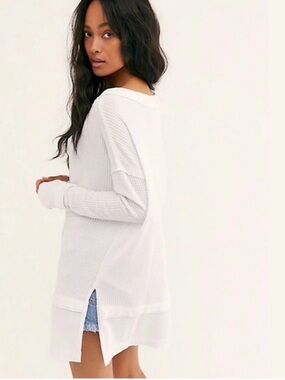We The Free White Waffle-Knit Long Sleeve Tunic Sweater